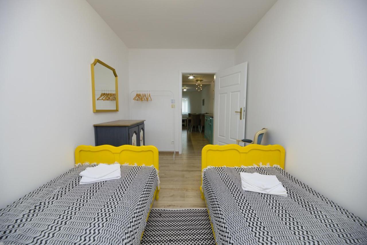 Central Apartment - Folk District Μπρατισλάβα Εξωτερικό φωτογραφία
